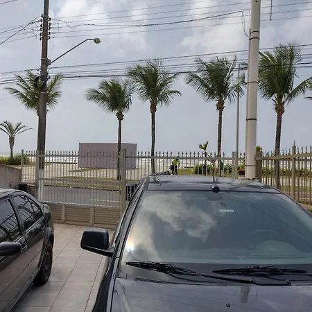 Casa de frente para o mar, pé na areia. Praia Grande  Exterior foto